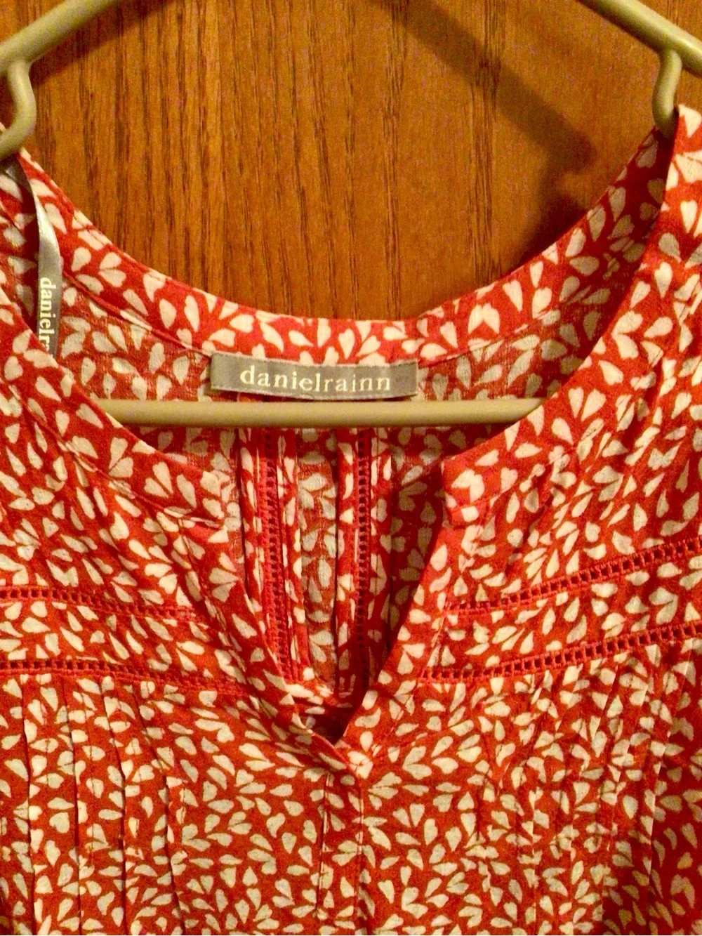 Daniel Rainn Red/Orange and White Printed Flutter-Sleeve Blouse